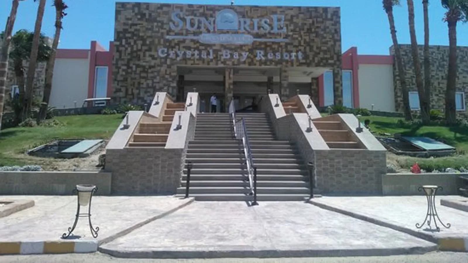 Sunrise Crystal Bay Resort in Villages Road, Hurghada