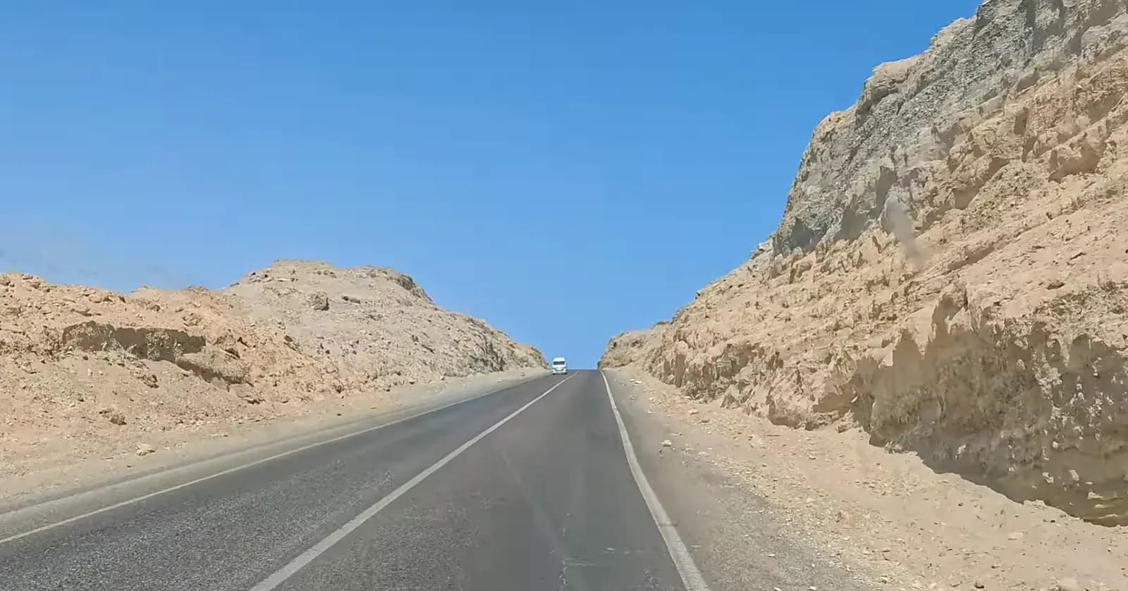 Marsa Alam main road and mountain section on the route to Lazuli Hotel Marsa Alam