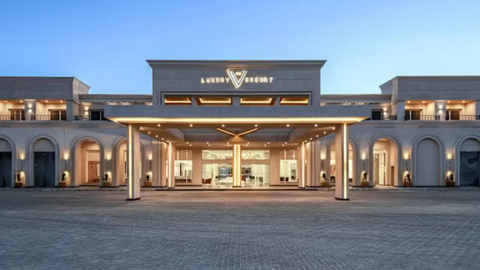 The V Luxury Resort Sahl Hasheesh in The V Luxury Resort Sahl Hasheesh, Sahl Hasheesh