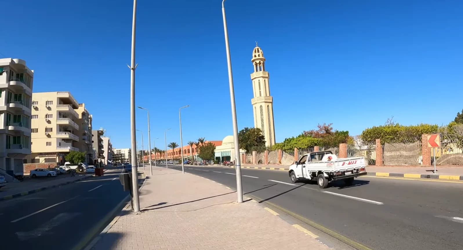 Arabia road landmark on the private transfer route from Hurghada Airport to Moreno Horizon Spa and Resort